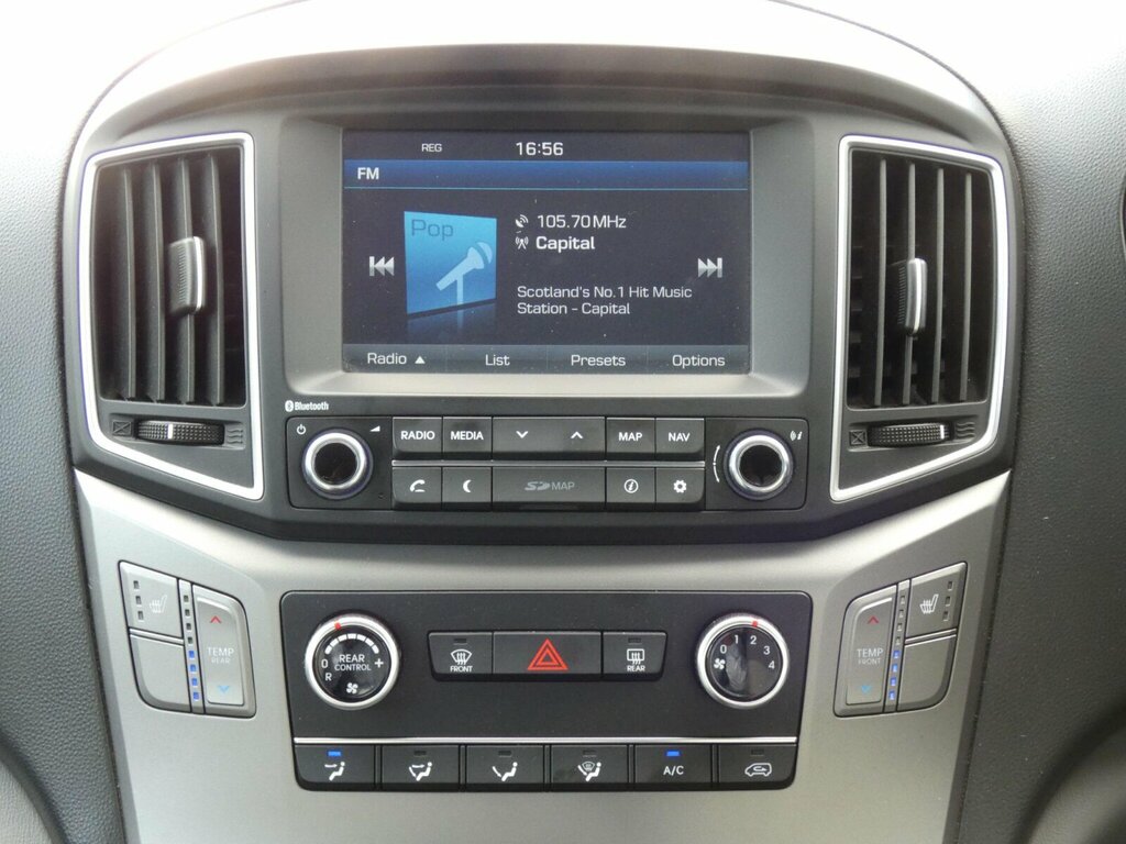 Hyundai I800 Automatic Silver #15