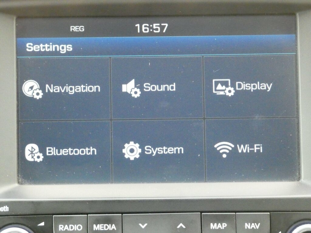 Hyundai I800 Automatic Silver #18