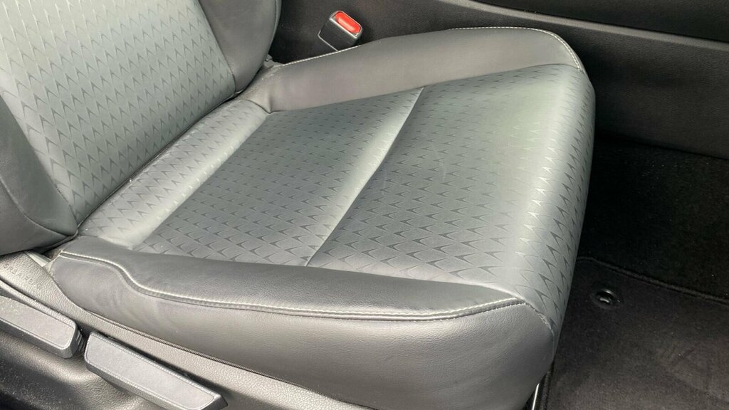 Lexus UX Suv #18