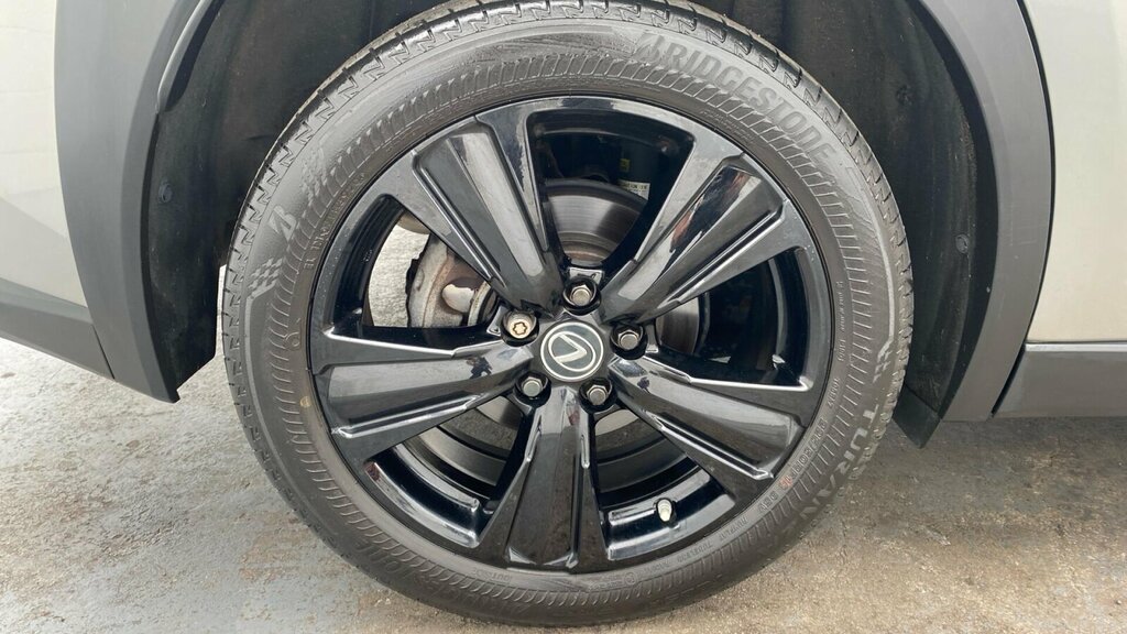 Lexus UX Suv #24