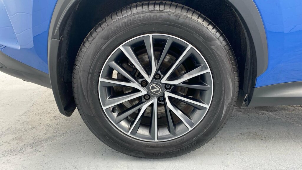Lexus NX 450H 2.5 E-cvt Premium Plus Pack Grey #24