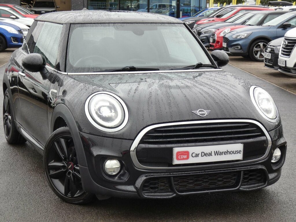 Mini Hatch 1.5 Cooper Sport Euro 6 Ss Black
