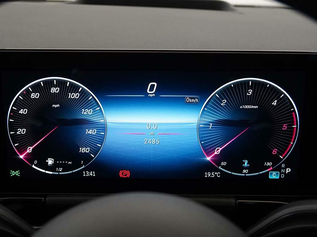 Mercedes-Benz GLA Class Gla 200 D Amg Line Premium Plus KN26HZB Grey #4