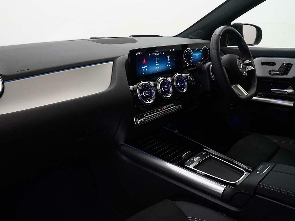 Mercedes-Benz GLA Class Gla 200 D Amg Line Premium Plus KN26HZB Grey #3