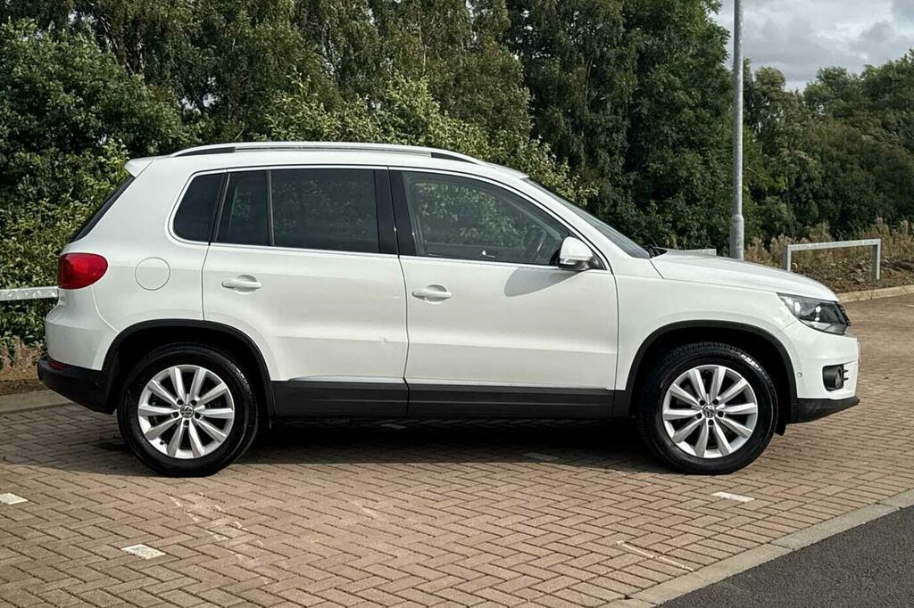 Volkswagen Tiguan Match Tdi Bluemotion Tech 4Motion Dsg - 2014 64 P Silver #4