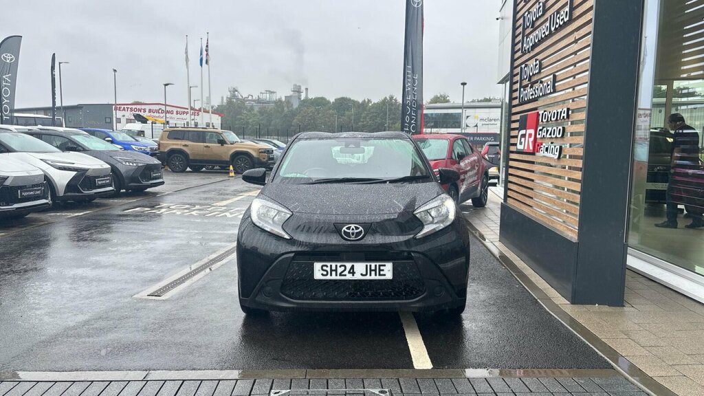 Toyota Aygo X 1.0 Vvt-i Pure Euro 6 Ss Black #2