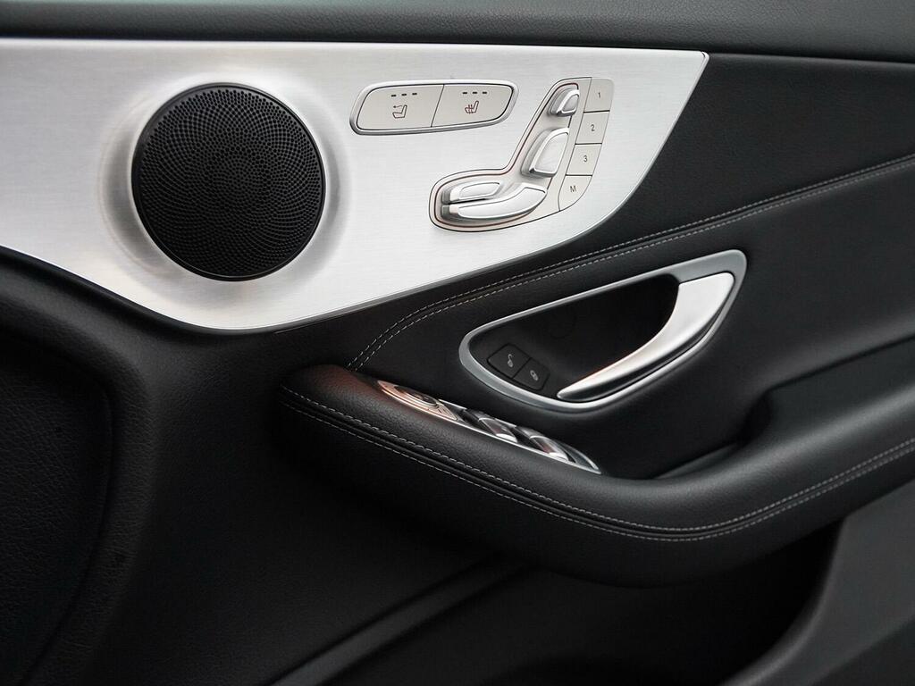 Mercedes-Benz C Class Black #30