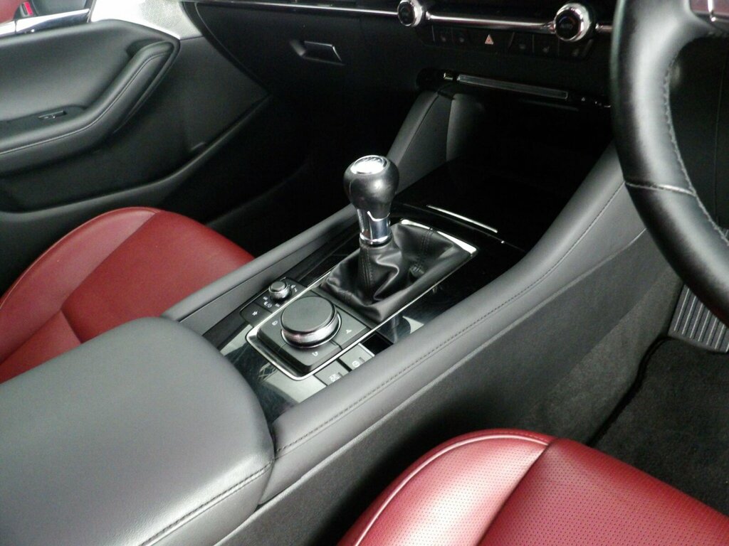 Mazda 3 Sport Lux Black #19