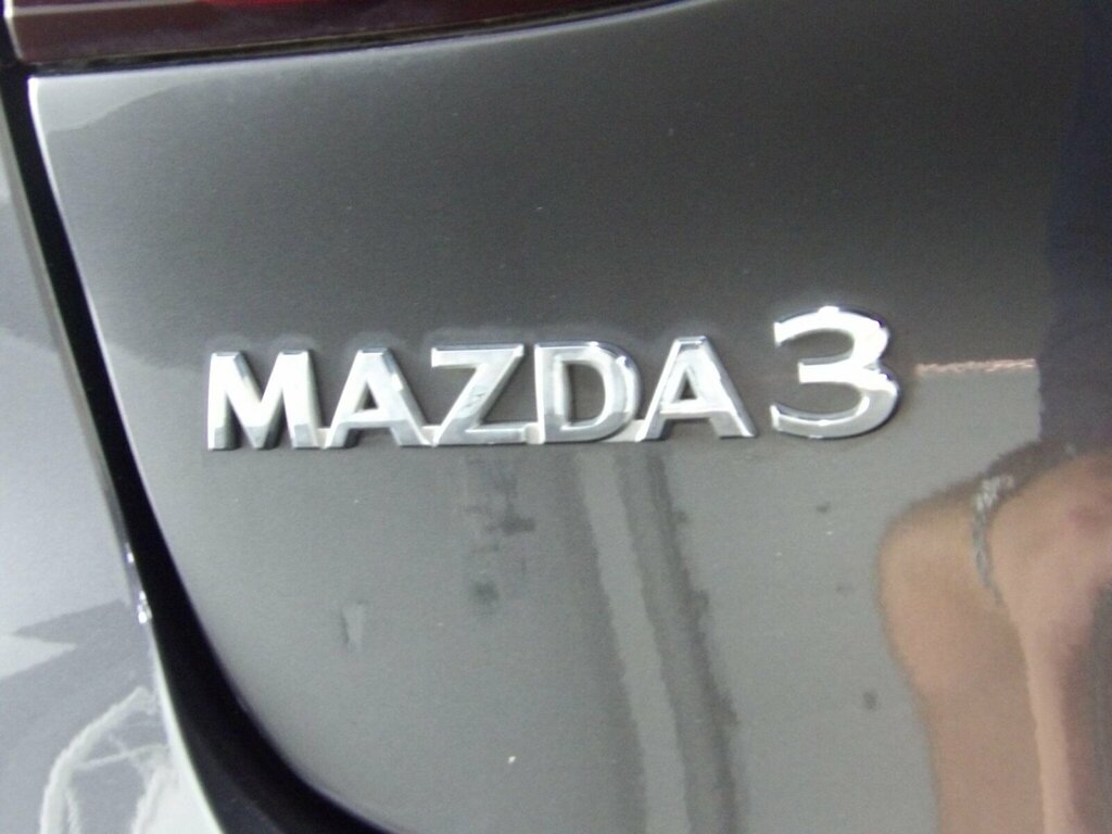 Mazda 3 Sport Lux Black #9