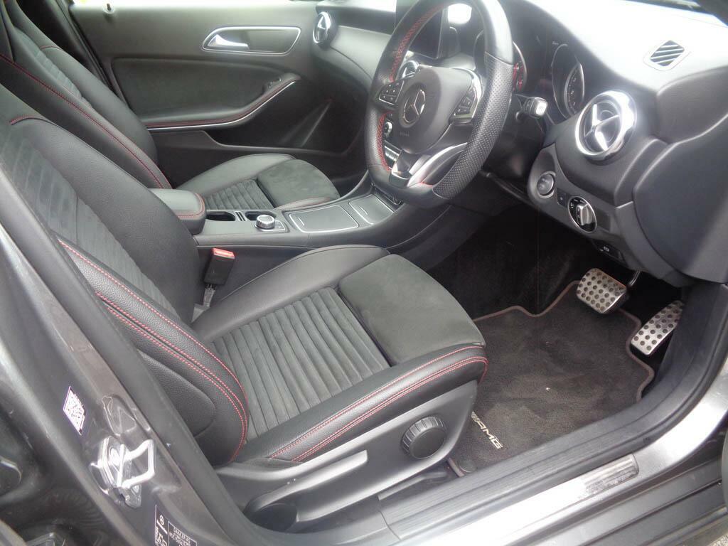 Mercedes-Benz GLA Class Gla 180 Amg Line Edition Grey #3