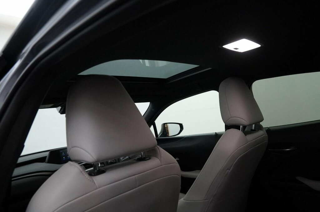 Lexus UX 250H Plus 108 Black #40