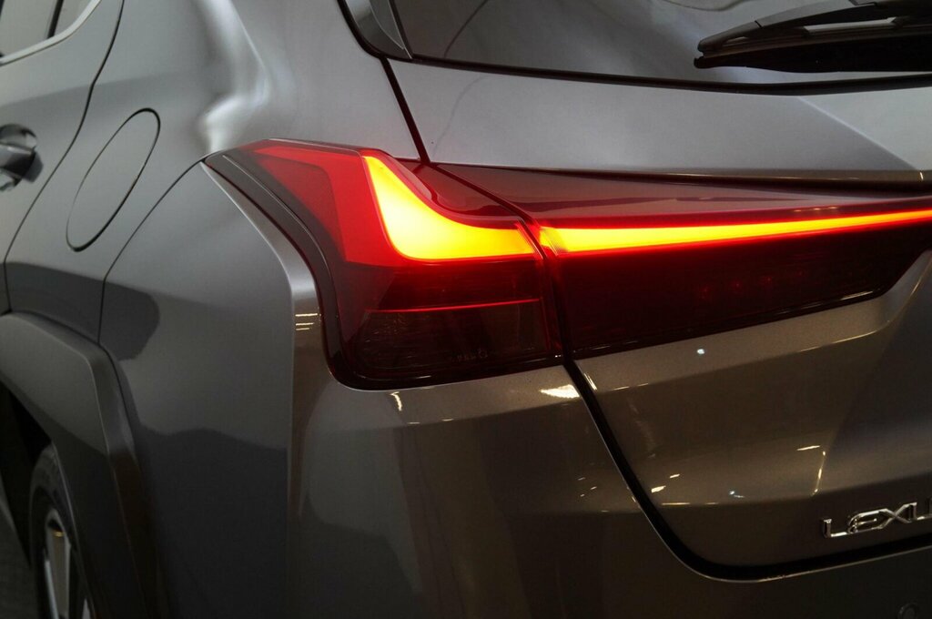 Lexus UX 250H Plus 108 Black #35