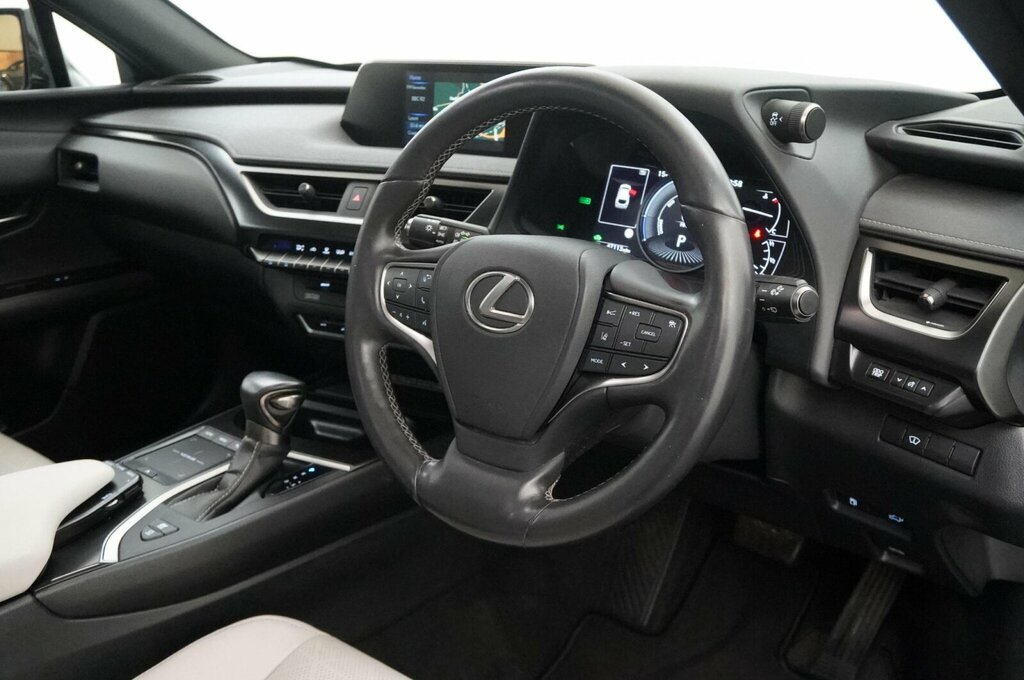 Lexus UX 250H Plus 108 Black #31