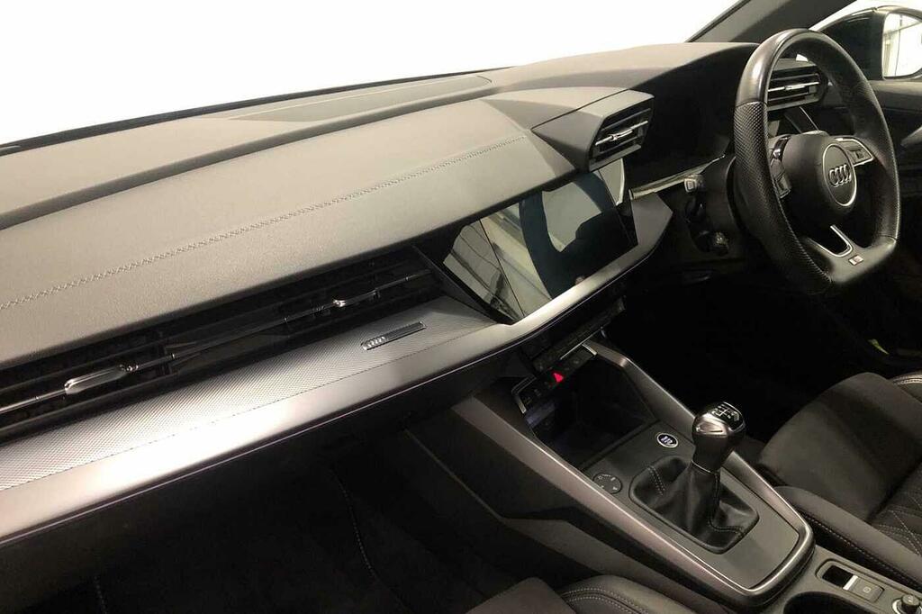Audi A3 O Edition 1 35 Tfsi 150 Ps 6-Speed SK73BXH Black #2