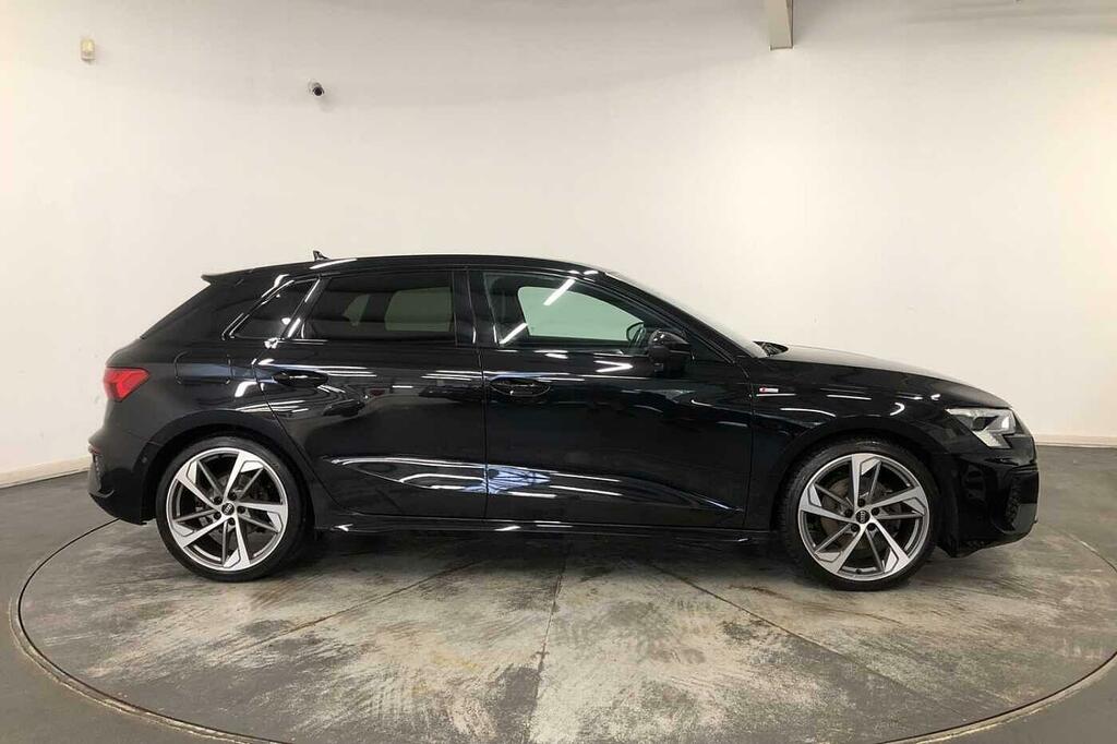 Audi A3 O Edition 1 35 Tfsi 150 Ps 6-Speed SK73BXH Black #4