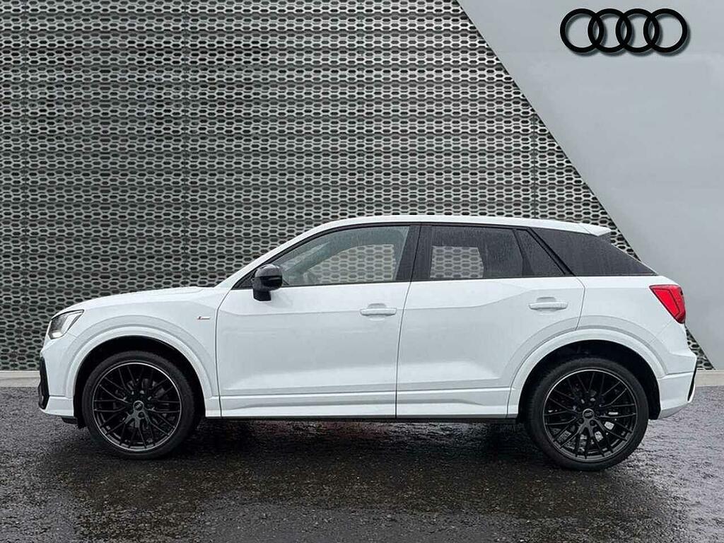 Audi Q2 Black Edition 35 Tfsi 150 Ps 6-Speed SL24ZDD White #4