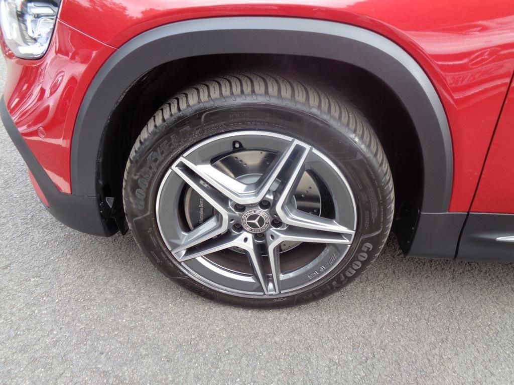 Mercedes-Benz GLB Class Glb 220D 4Matic Amg Line Premium Plus Red #6