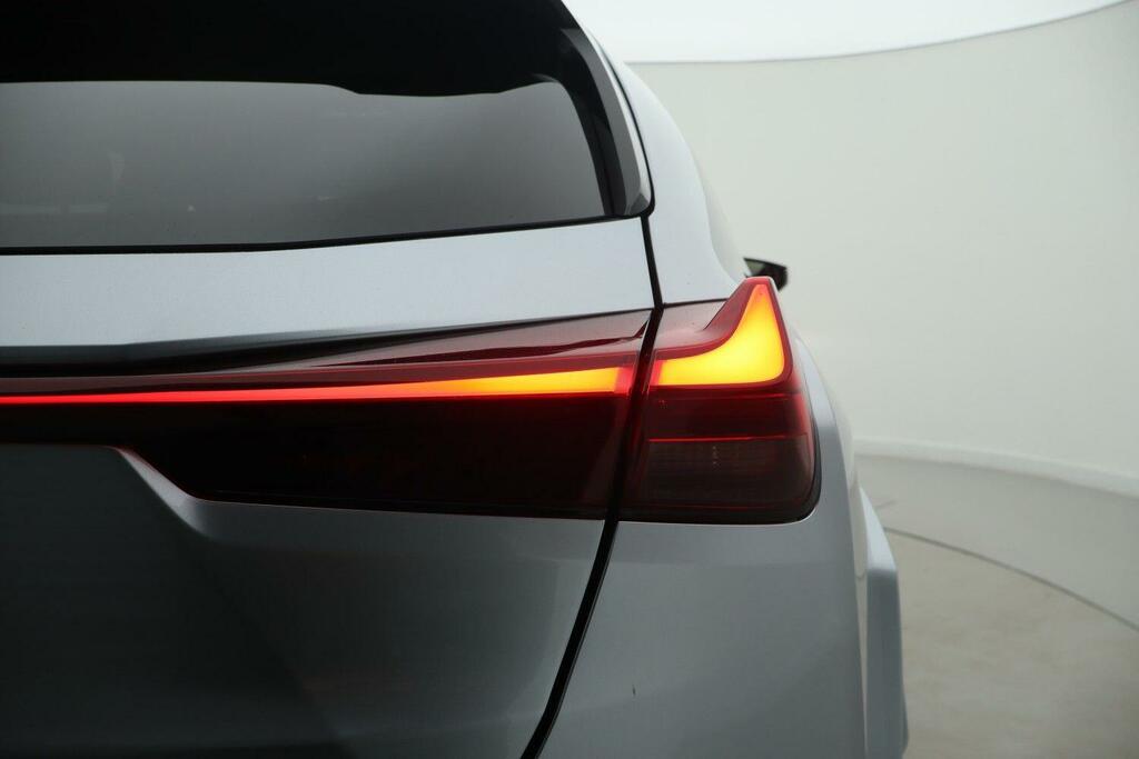 Lexus UX Ux 300E Premium Plus Pack 18 Silver #33