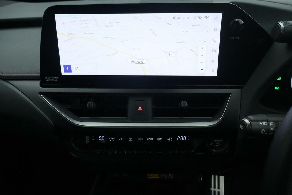 Lexus UX Ux 300E Premium Plus Pack 18 Silver #25
