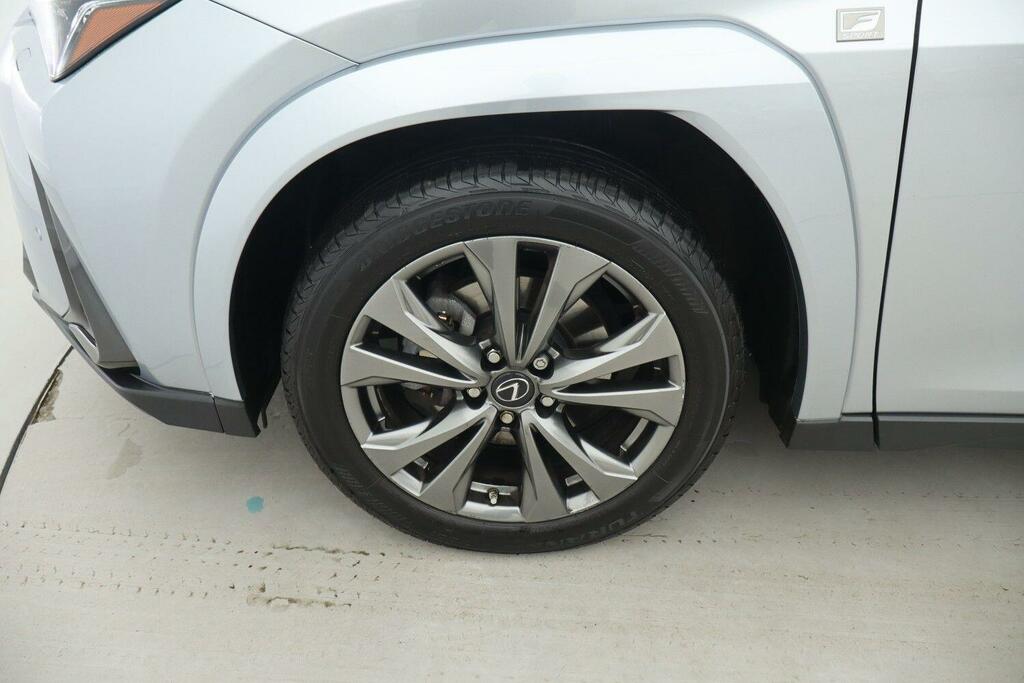 Lexus UX Ux 300E Premium Plus Pack 18 Silver #22