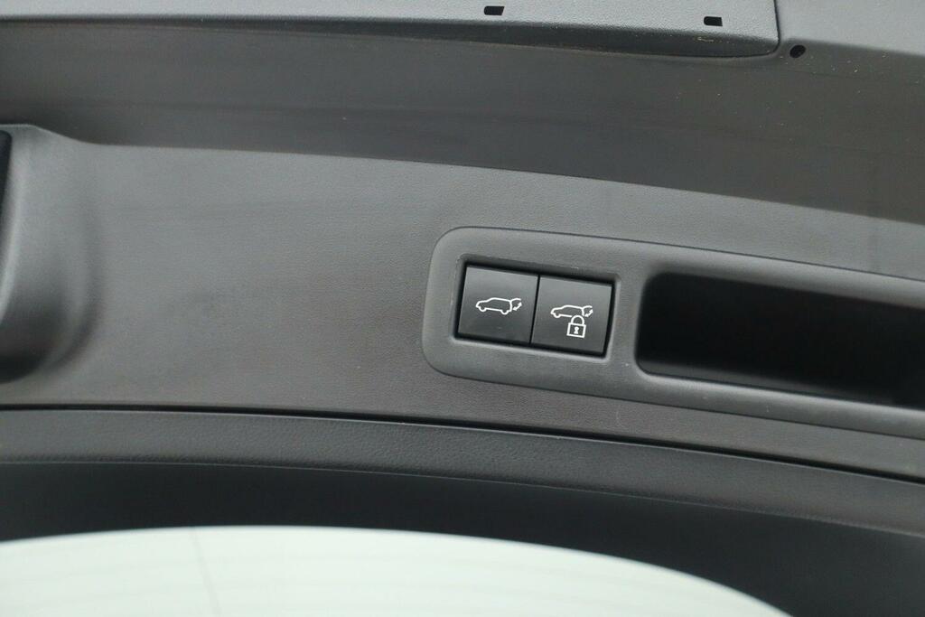 Lexus UX Ux 300E Premium Plus Pack 18 Silver #19