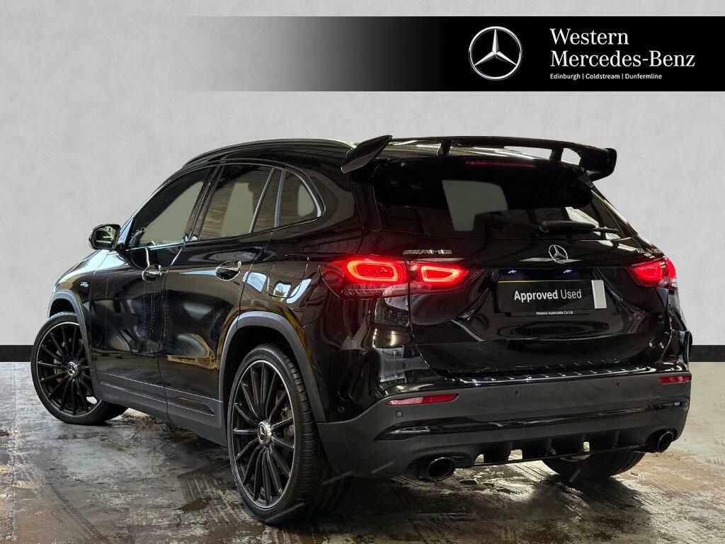 Mercedes-Benz GLA Class Mercedes-amg Gla 35 4Matic Premium Plus Black #2