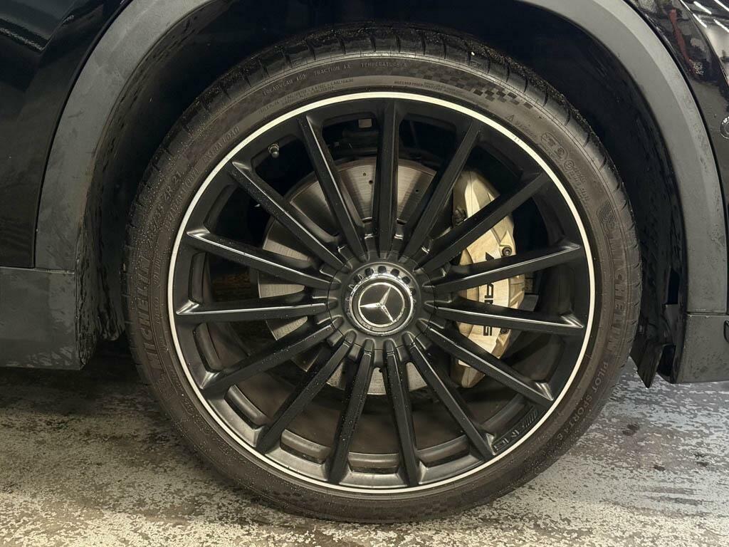 Mercedes-Benz GLA Class Mercedes-amg Gla 35 4Matic Premium Plus Black #6