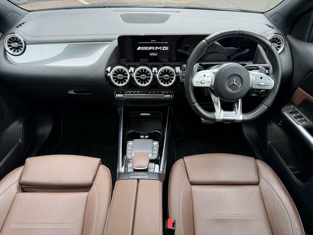 Mercedes-Benz GLA Class Mercedes-amg Gla 35 4Matic Premium Plus Black #5