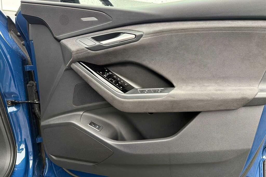 Audi Q6 E-Tron 100Kwh Edition 1 Quattro Blue #11