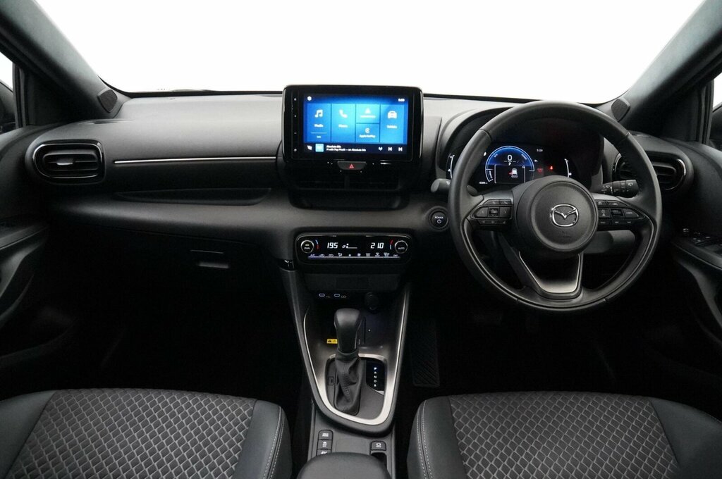Mazda 2 1.5 Skyactiv G Exclusive-line White #29