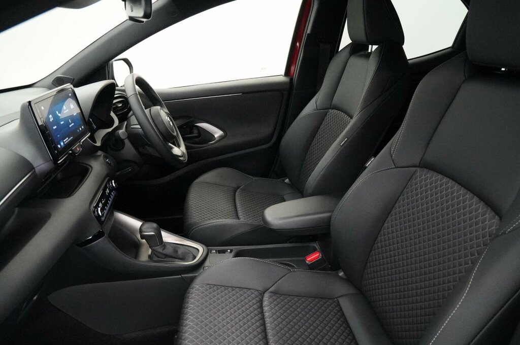 Mazda 2 1.5 Skyactiv G Exclusive-line White #32