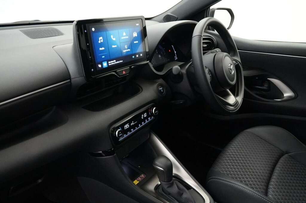 Mazda 2 1.5 Skyactiv G Exclusive-line White #33