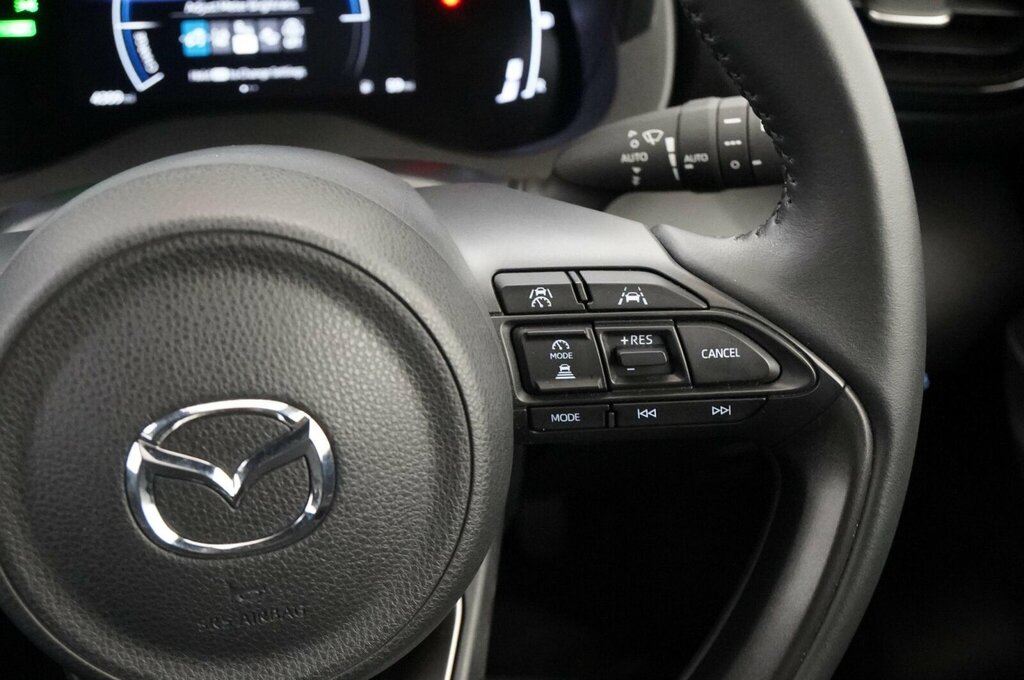 Mazda 2 1.5 Skyactiv G Exclusive-line White #23
