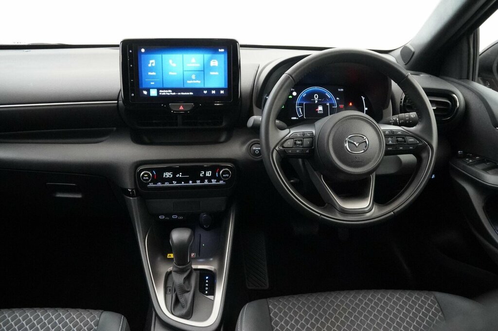 Mazda 2 1.5 Skyactiv G Exclusive-line White #28