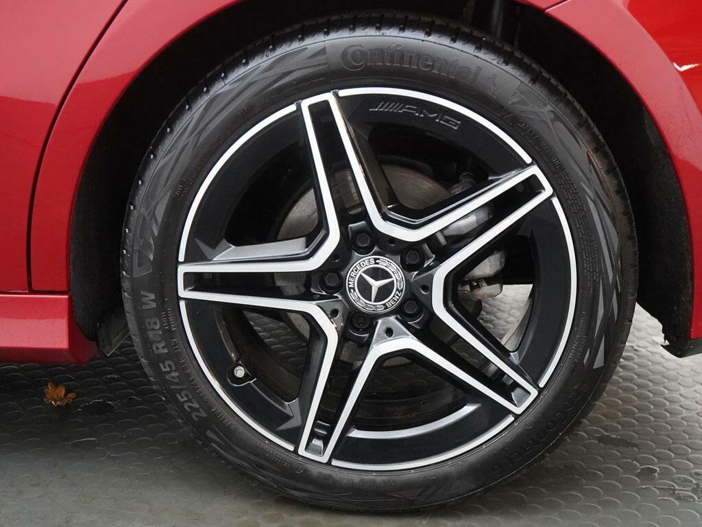 Mercedes-Benz A Class A 180 D Amg Line Premium Red #6