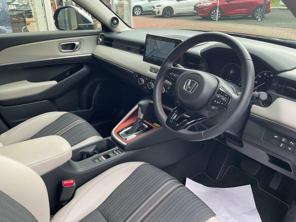 Honda Hr-V Advance Red #10