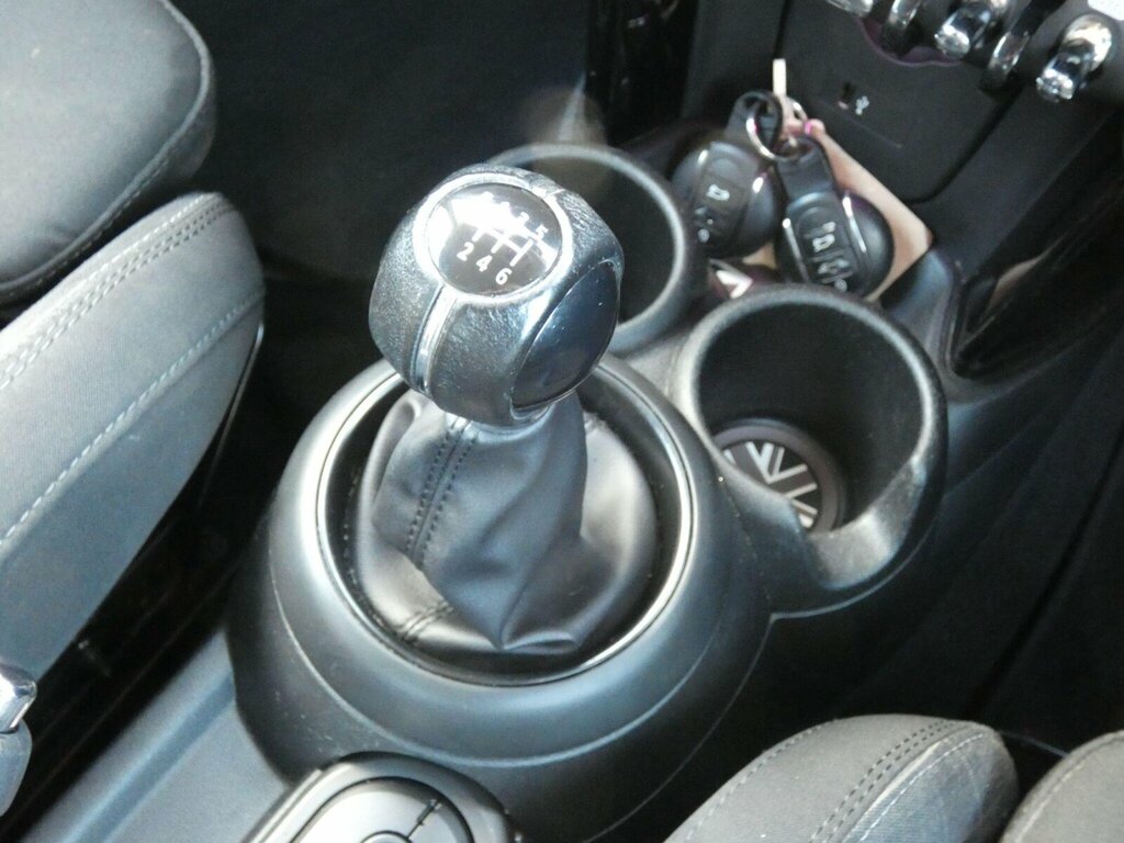 Mini Hatch 1.5 Cooper Exclusive II Comfortnav Pck Black #15