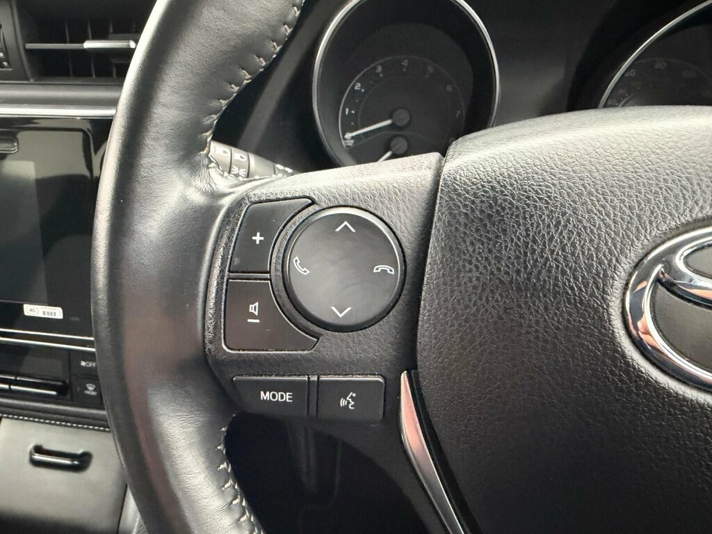 Toyota Auris Excel Blue #13