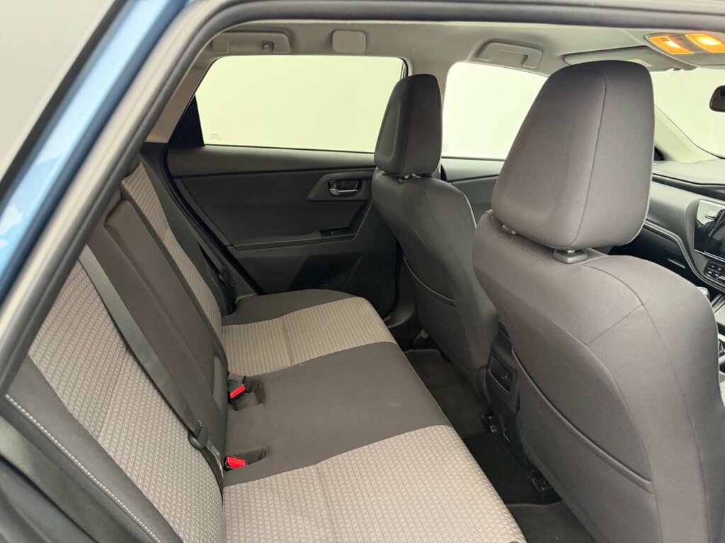 Toyota Auris Excel Blue #10