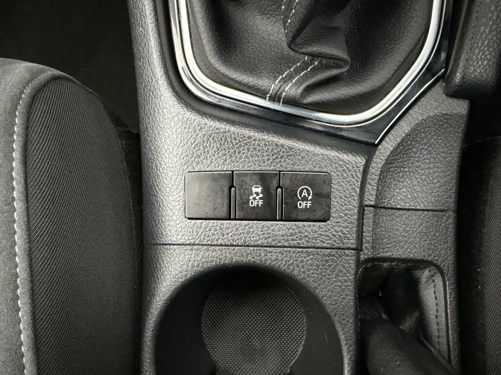 Toyota Auris Excel Blue #19