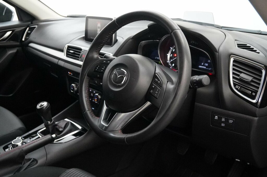 Mazda 3 2016 2.2 Skyactiv-d Se Nav Hatchback Ma White #8