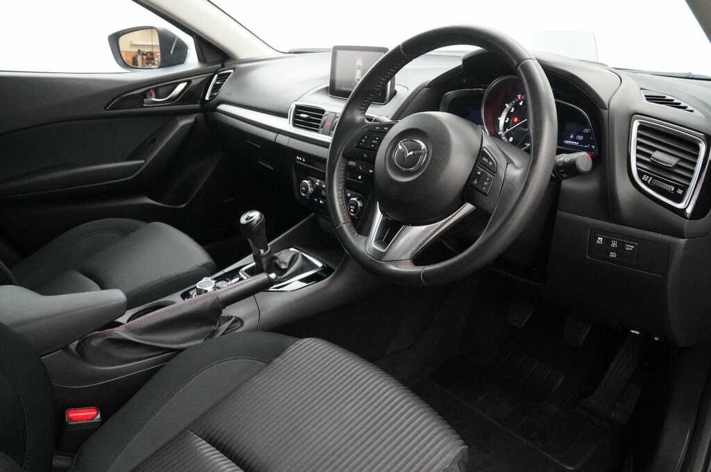 Mazda 3 2016 2.2 Skyactiv-d Se Nav Hatchback Ma White #9