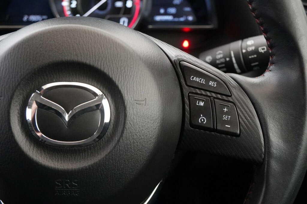 Mazda 3 2016 2.2 Skyactiv-d Se Nav Hatchback Ma White #24