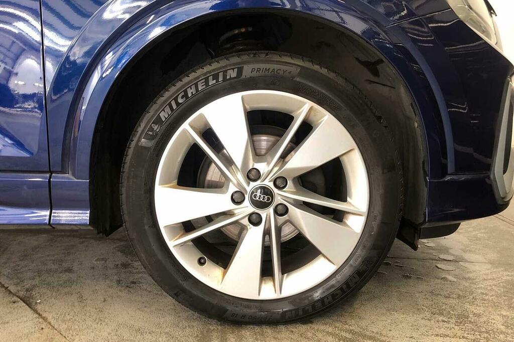 Audi Q2 S Line 35 Tfsi 150 Ps 6-Speed Blue #5
