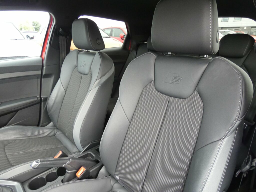Audi A1 Hatchback 1.0 Tfsi 30 Black Edition 202170 White #8