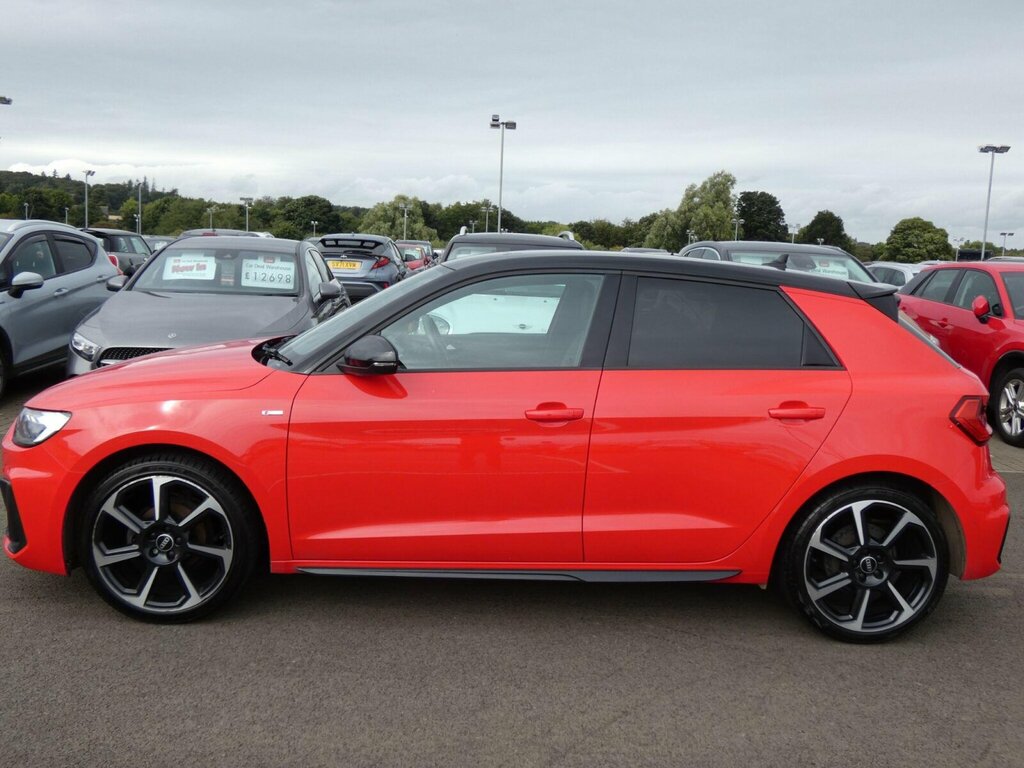 Audi A1 1.0 Tfsi 25 Black Edition Sportback Euro 6 Ss 5 Red #4