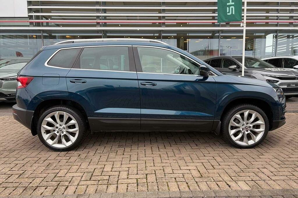 Skoda Karoq 1.5 Tsi Se L Dsg Black #4