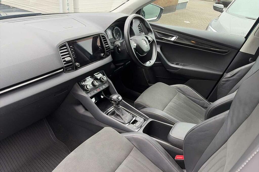 Skoda Karoq 1.5 Tsi Se L Dsg Black #2