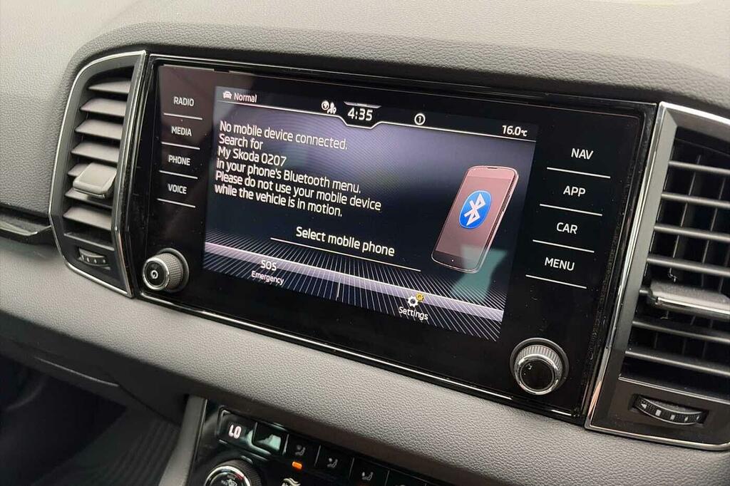 Skoda Karoq Edition Grey #44