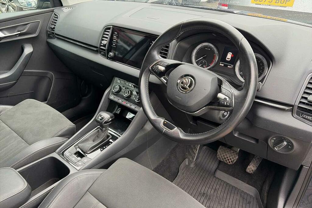 Skoda Karoq 1.5 Tsi Se L Dsg Black #6